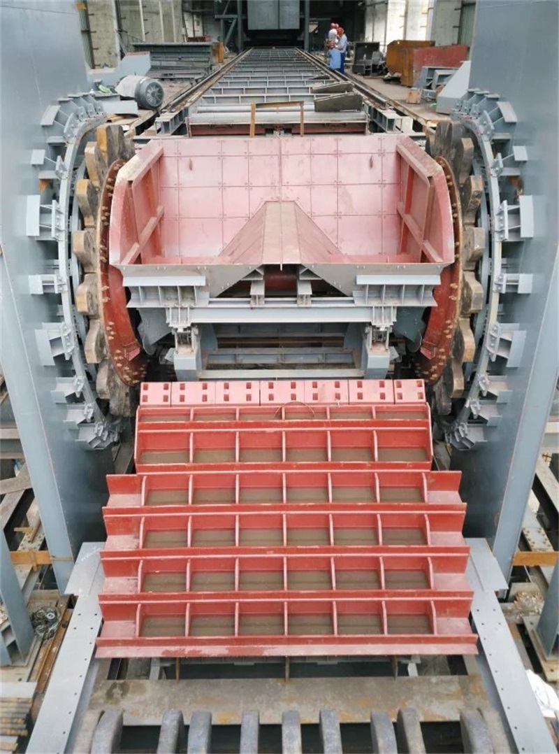 燒結(jié)機安裝現(xiàn)場.jpg
